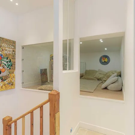 1bdr 3p Flat - Balcony - In The Heart Of